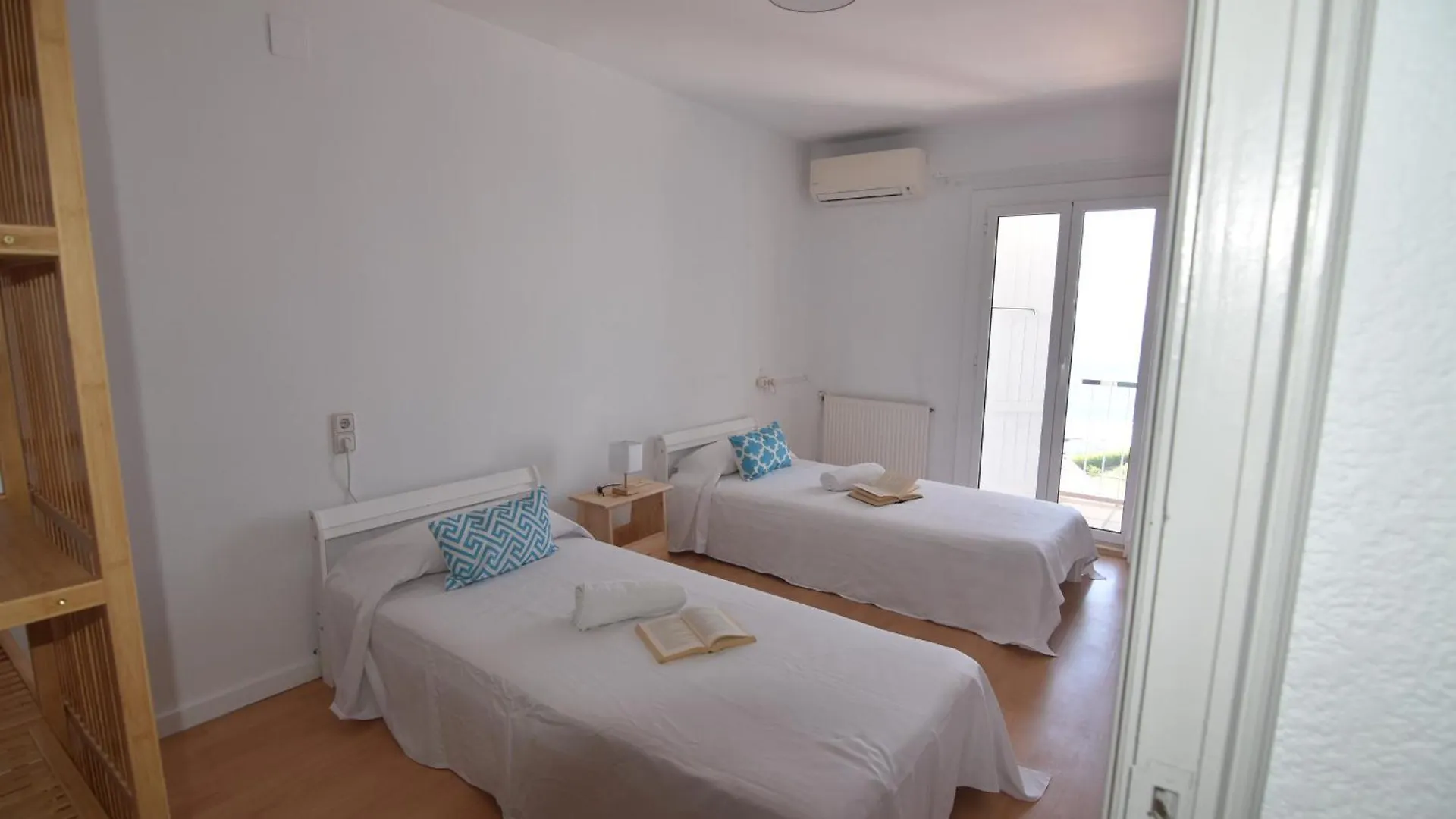 Rnet - Sant Jordi Roses Costa Brava Daire
